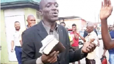 pastor caught stealing