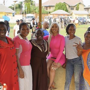 Photos: Cardi B Visits Orphanage Home In Lagos