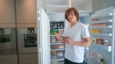 David Luiz And Lucas Moura To Show Off Pads on MTV Cribs Tonight